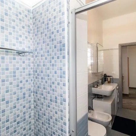 Roomy Flat Torino Lingotto * Turin