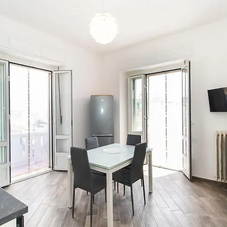 Apartment Roomy Flat Torino Lingotto Turin