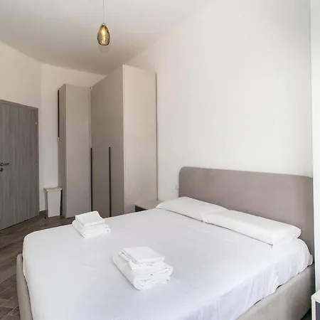 Roomy Flat Torino Lingotto Turín